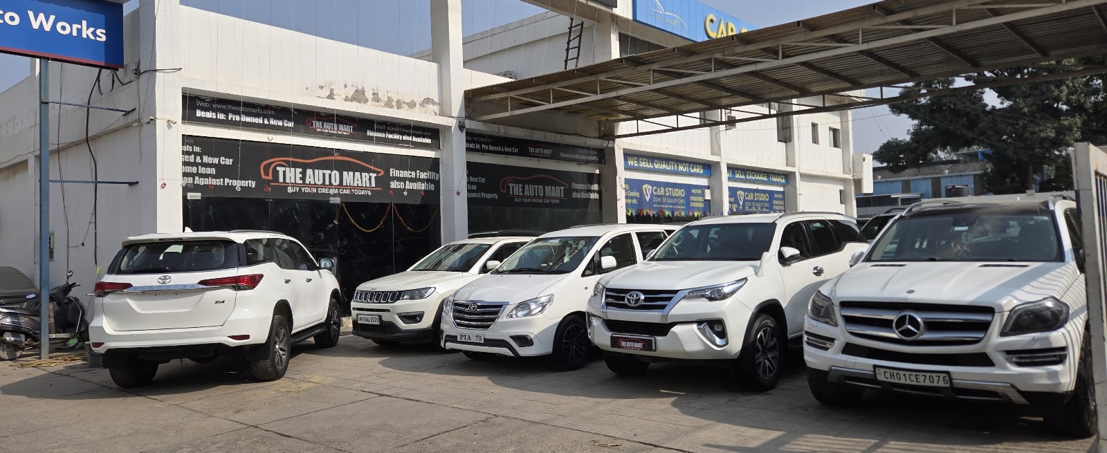Auto Mart World